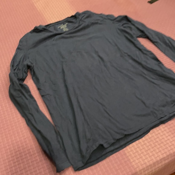 American eagle seriously soft long sleeve shirt size medium - Picture 4 of 5